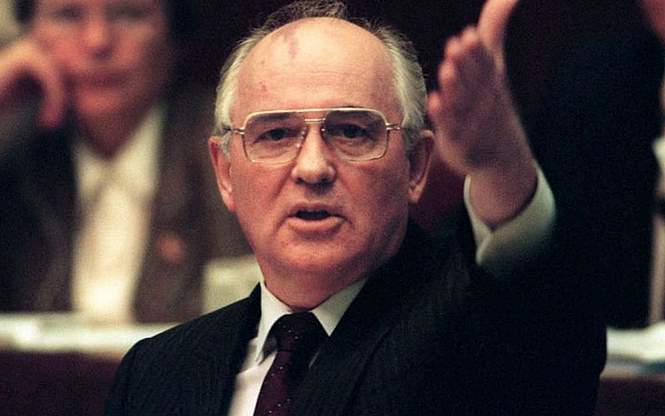 Mikhaïl Gorbatchev, l'envers de Poutine