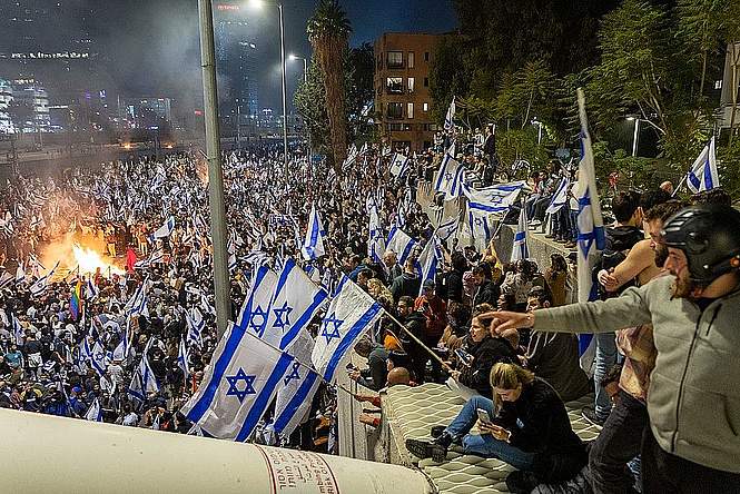 Fortes tensions autour de la réforme judiciaire en Israël : chronique d'une crise existentielle