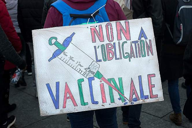 La réintégration des personnels de santé non vaccinés reste à l’état de promesse … 