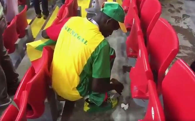 Coupe du Monde - Quand les supporters nettoient le stade