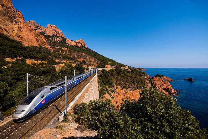 Trois milliards d’euros pour le TGV du futur