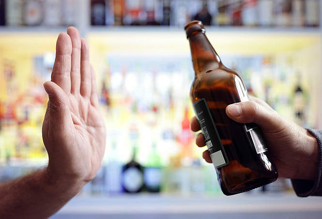 Alcool : même un seul verre par jour nuirait à la santé ? 