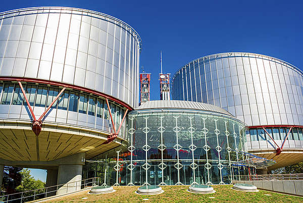 La CEDH critiquée en Europe mais félicitée en pays musulmans