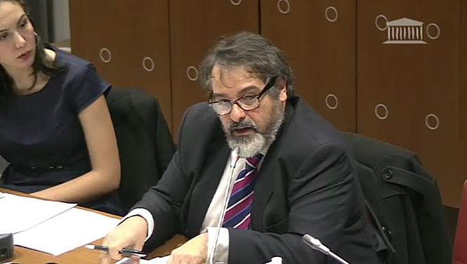 Combattre la fraude aux prestations sociales avant de s’attaquer aux retraites 